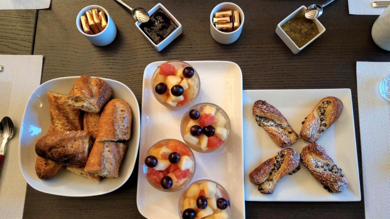 Domaine De L'Olifant Bed & Breakfast Champanges Eksteriør bilde