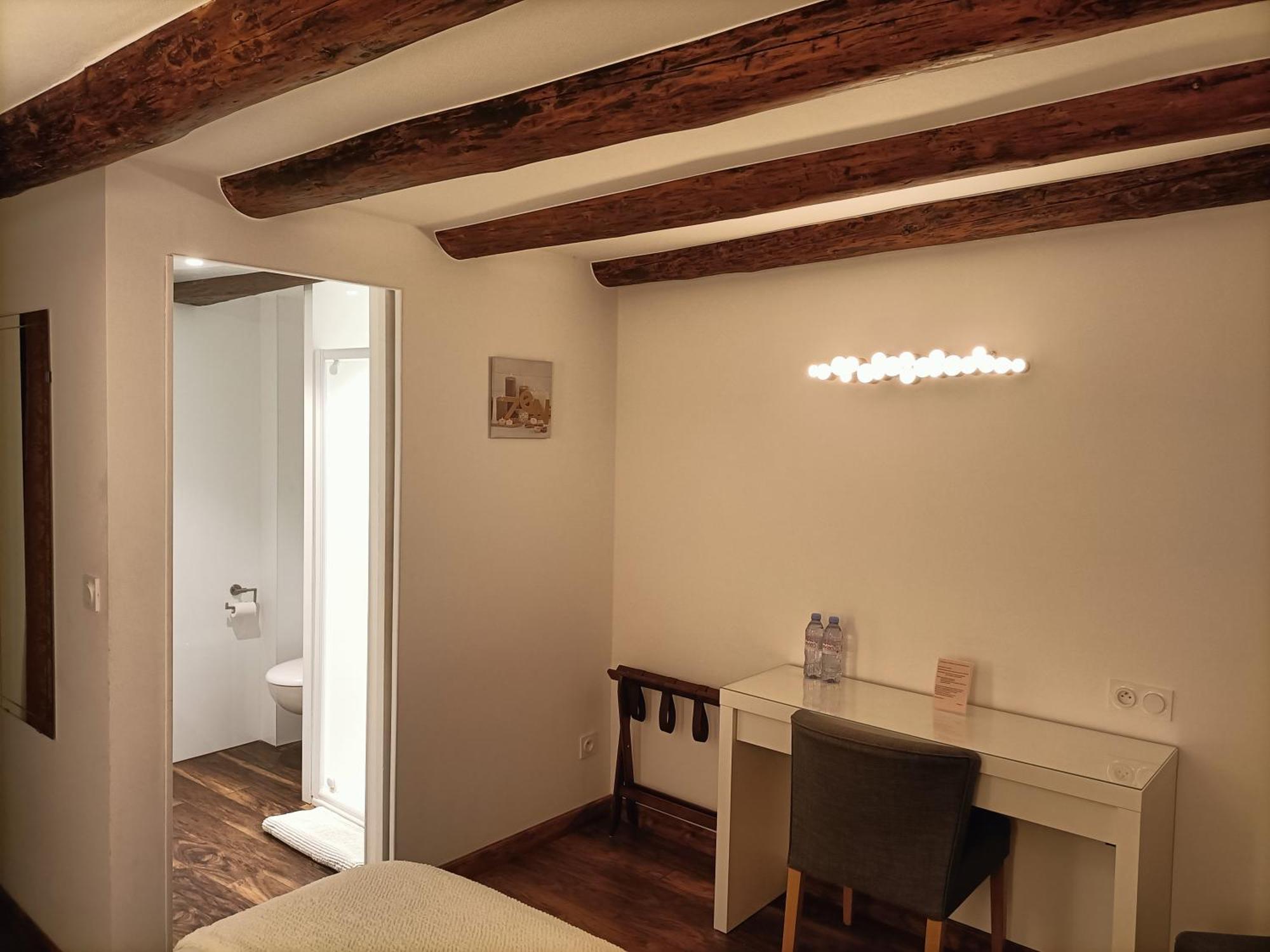 Domaine De L'Olifant Bed & Breakfast Champanges Eksteriør bilde
