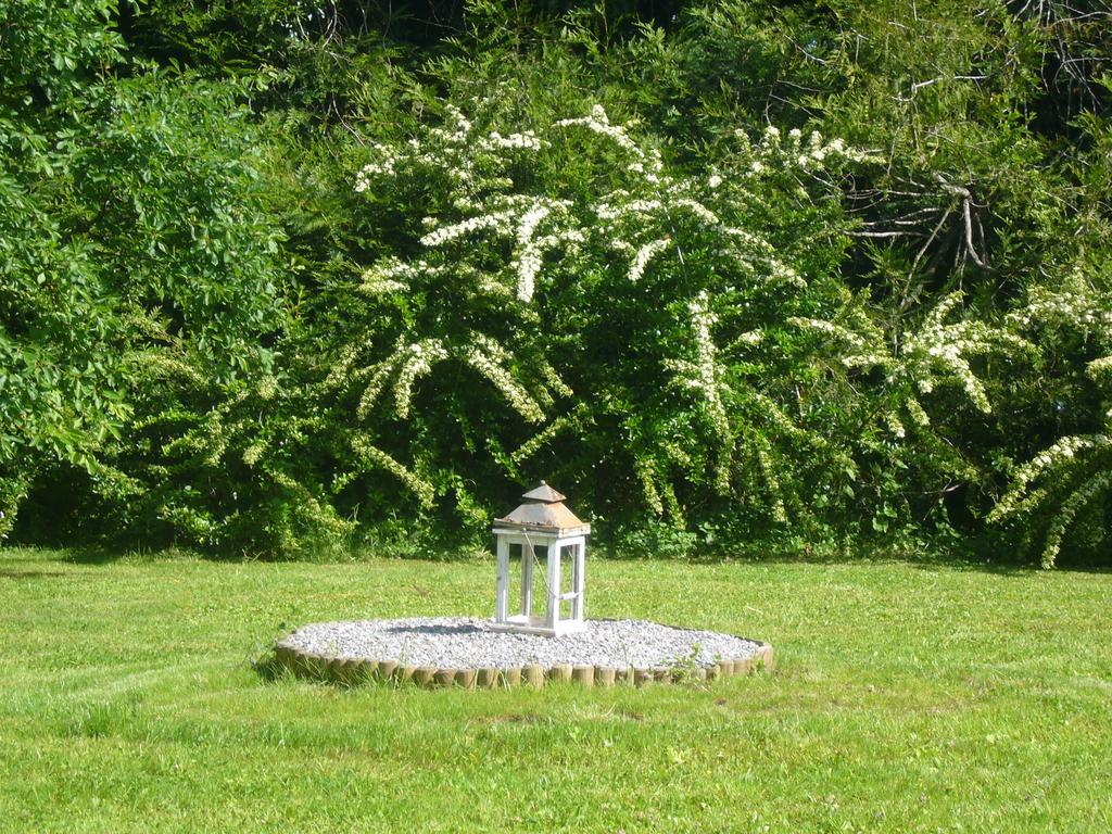 Domaine De L'Olifant Bed & Breakfast Champanges Eksteriør bilde