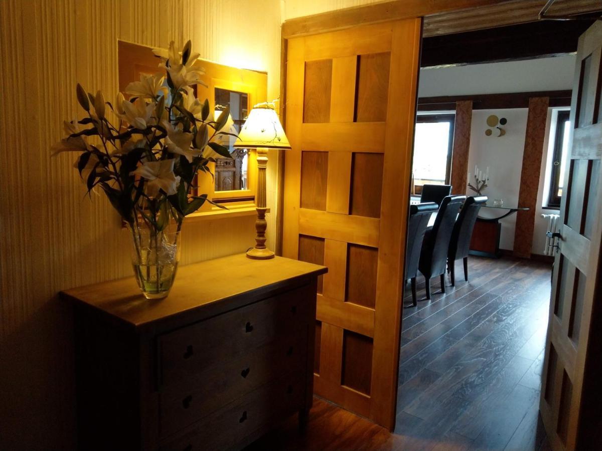 Domaine De L'Olifant Bed & Breakfast Champanges Eksteriør bilde